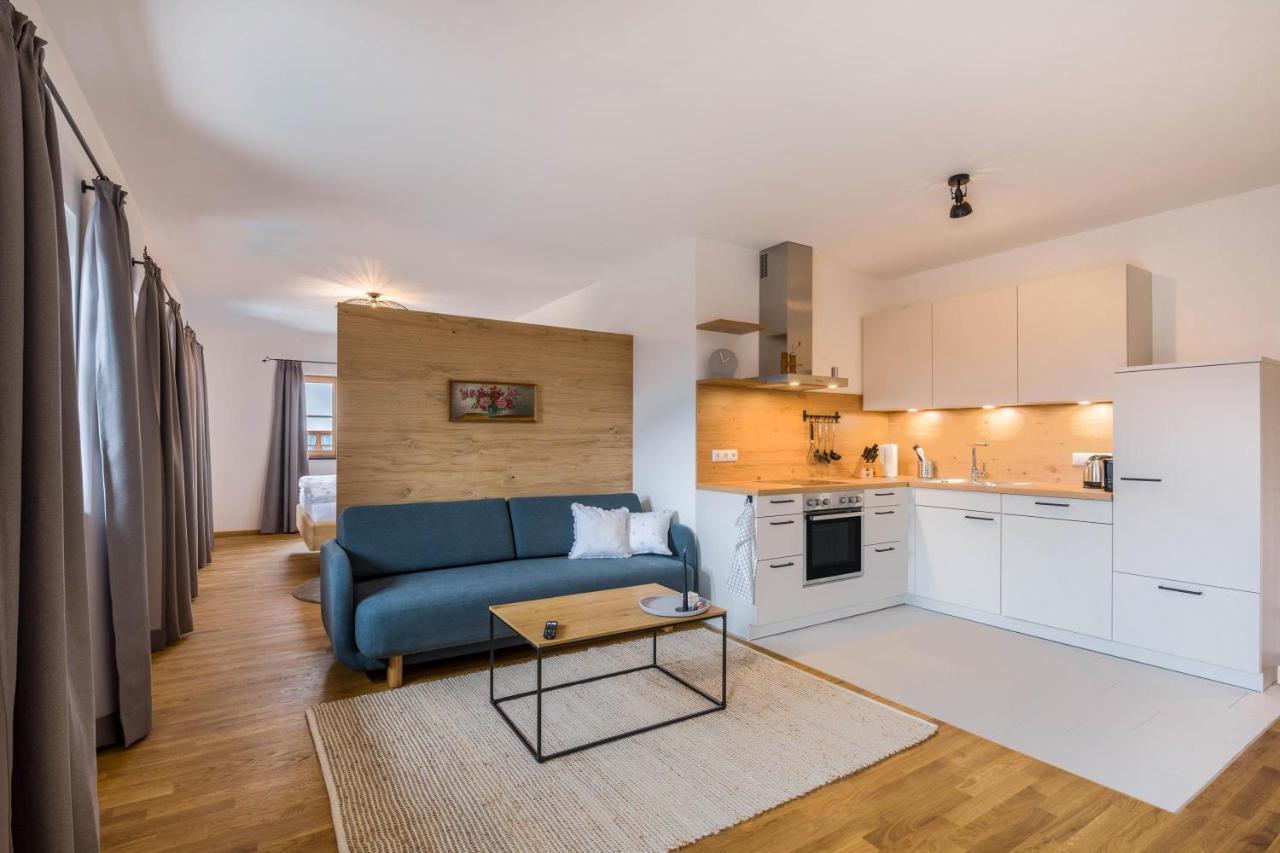 Ferienwohnung Rosa Gilching Exterior photo
